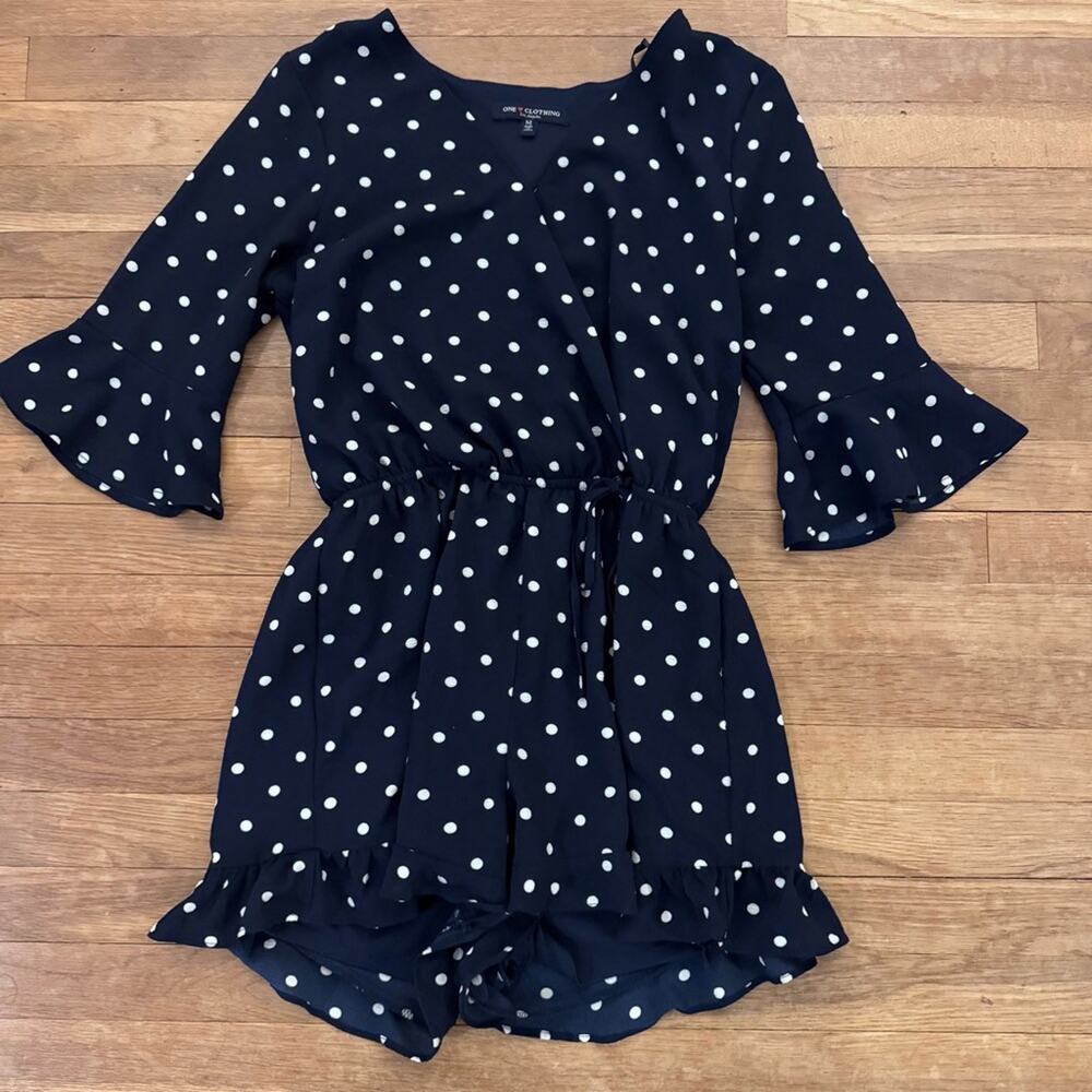 One Clothing Women’s Blue Polka Dot Ruffle Romper - Size M
 b90